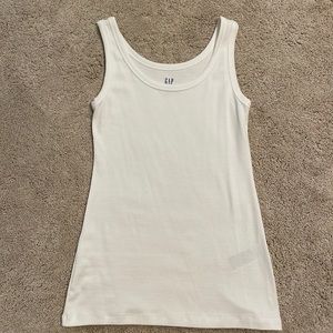 NWOT Gap Maternity Tank